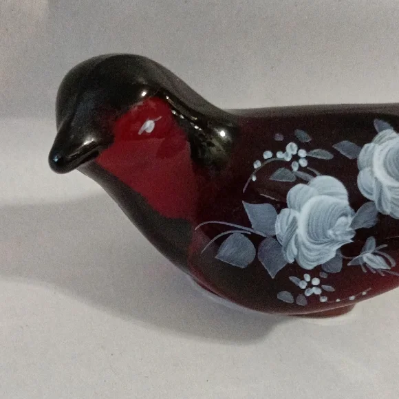 Fenton Ruby Red Bird Of Happiness Hand Painted White Roses Signed - Picture 2 of 6